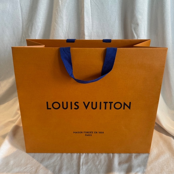 Louis Vuitton Handbags - Louis Vuitton Shopping Bag